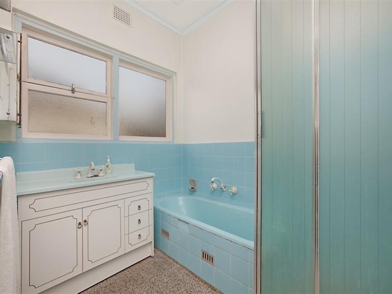 9 Military Road, West Beach SA 5024