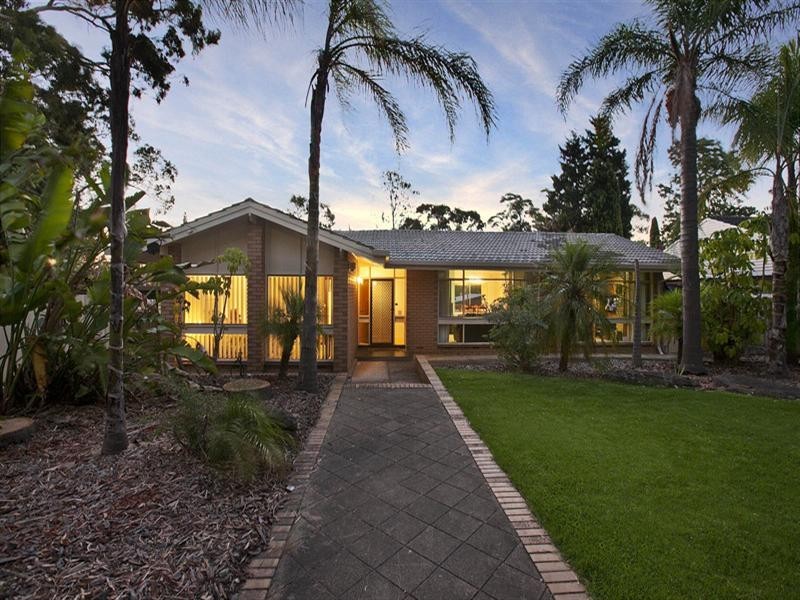 2 Waitara Road, Banksia Park SA 5091