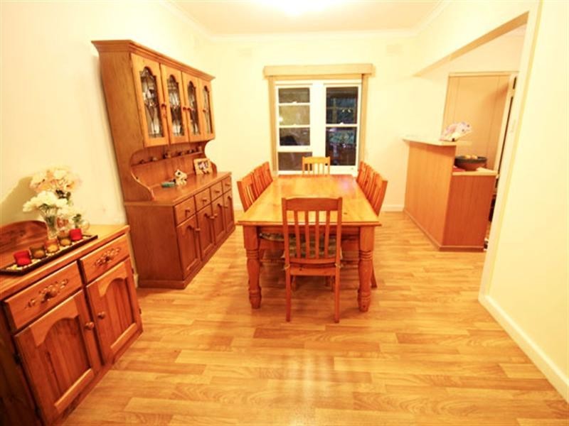 8 Botanic Grove, Campbelltown SA 5074