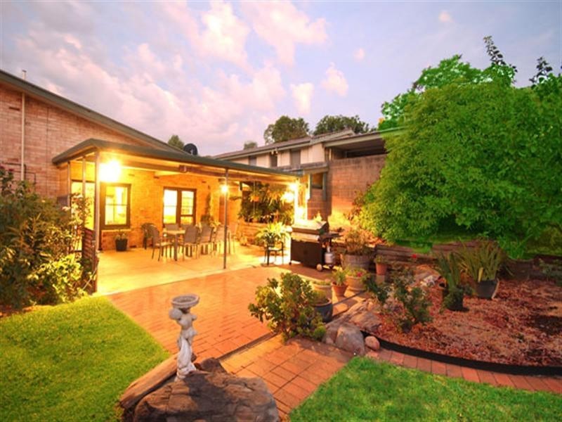 8 Botanic Grove, Campbelltown SA 5074