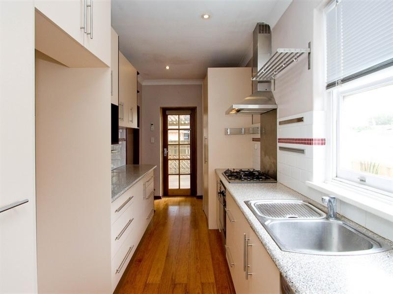 11 Kelway Crescent, Clearview SA 5085