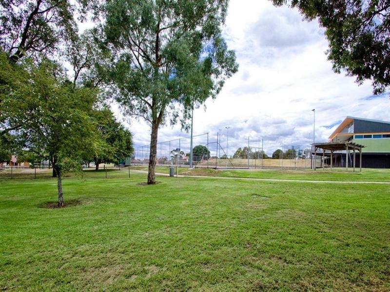 11 Kelway Crescent, Clearview SA 5085