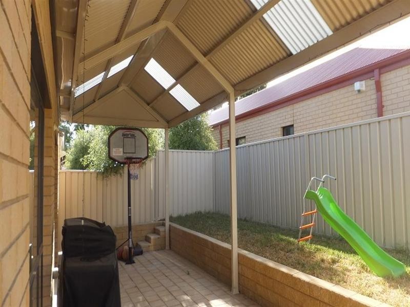 6a Swanson Avenue, Gilles Plains SA 5086