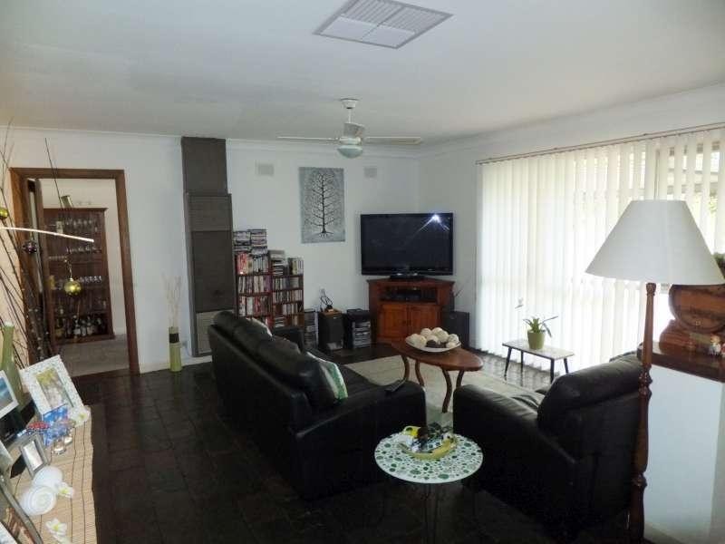 20 Landal Boulevard, Redwood Park SA 5097