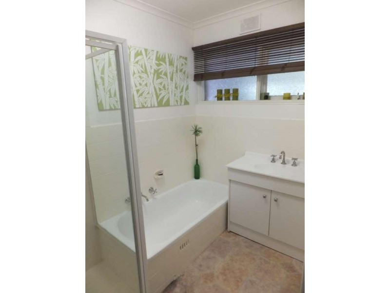 20 Landal Boulevard, Redwood Park SA 5097