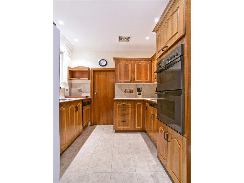 16 Kanangra Road, Dernancourt SA 5075