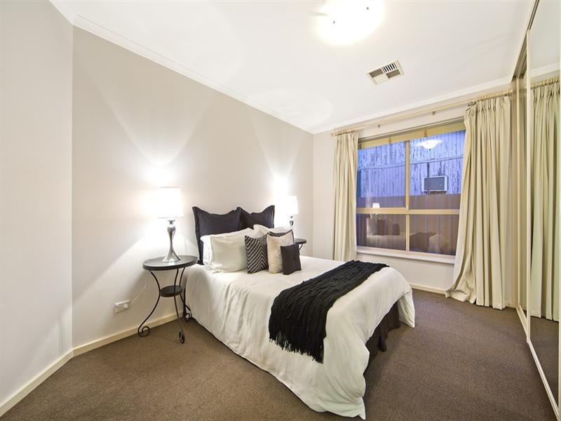 16 Hender Avenue, Klemzig SA 5087