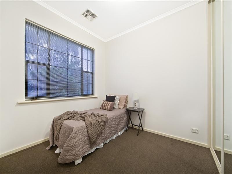 16 Hender Avenue, Klemzig SA 5087