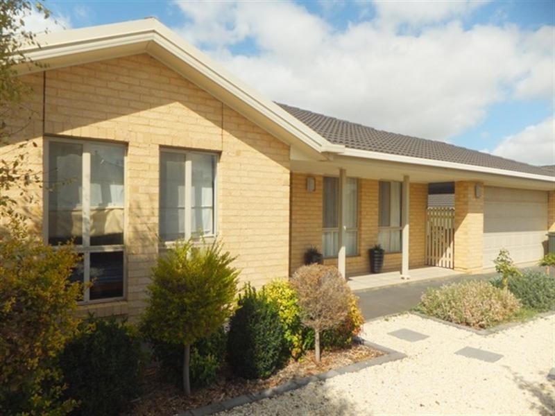 28A Sandstone Avenue, Walkley Heights SA 5098