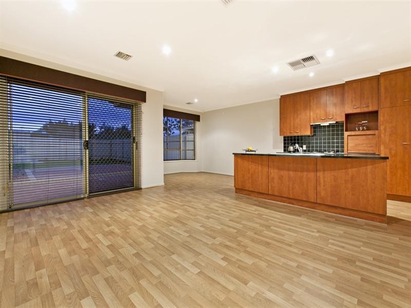 37 Ormond Avenue, Clearview SA 5085