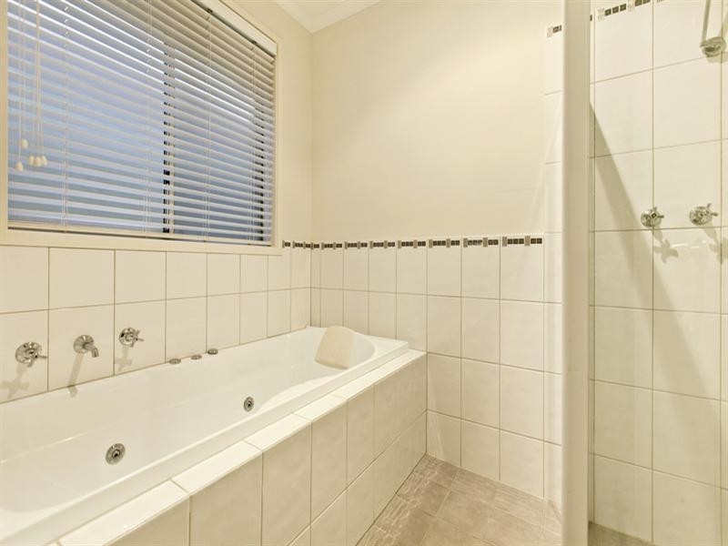 37 Ormond Avenue, Clearview SA 5085