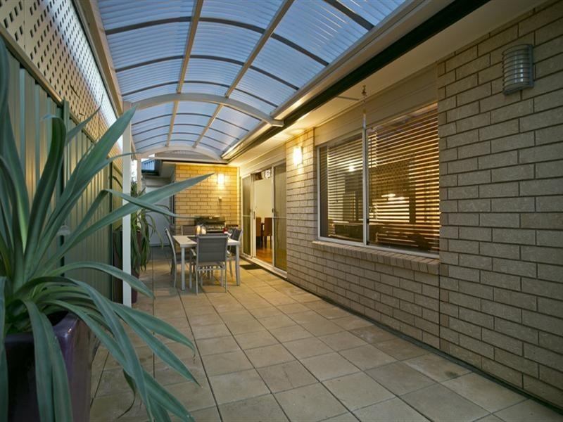 6 Elmwood Court, Mawson Lakes SA 5095