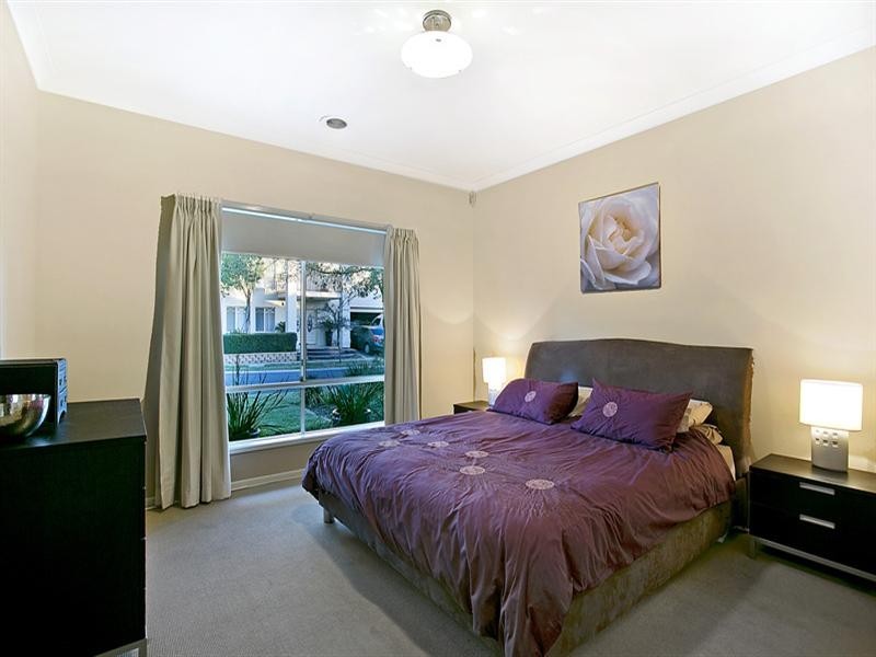 6 Elmwood Court, Mawson Lakes SA 5095