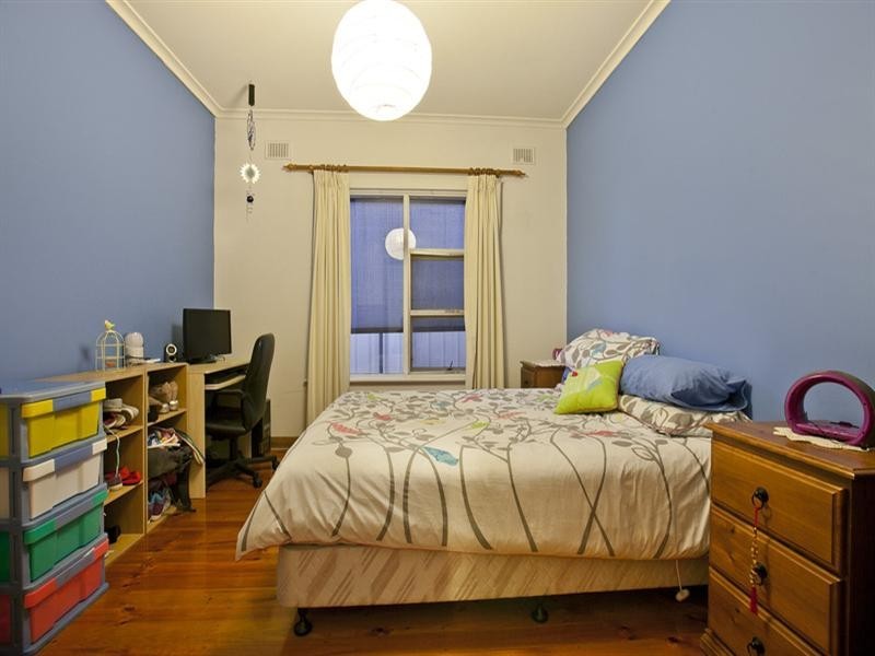 31 Kings Road, Salisbury Downs SA 5108