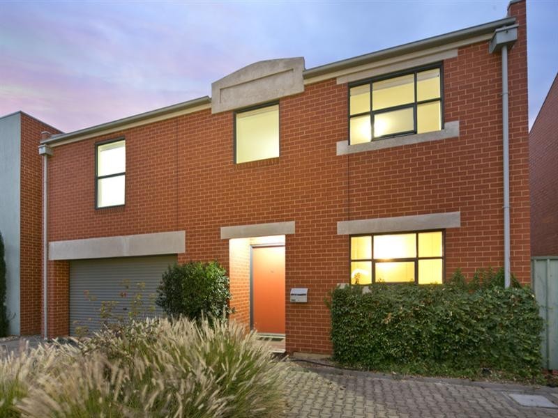 10 Wharfdale Lane, Mawson Lakes SA 5095