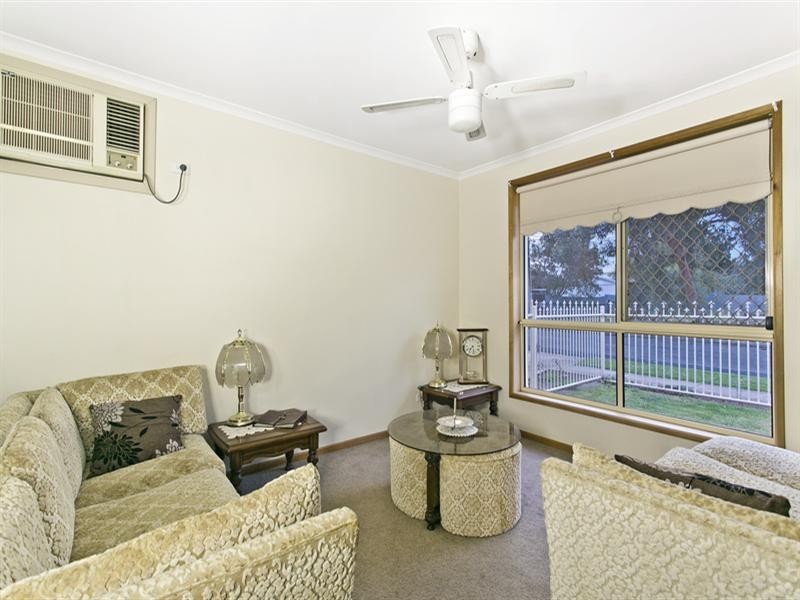 1a Somerset Avenue, Clearview SA 5085