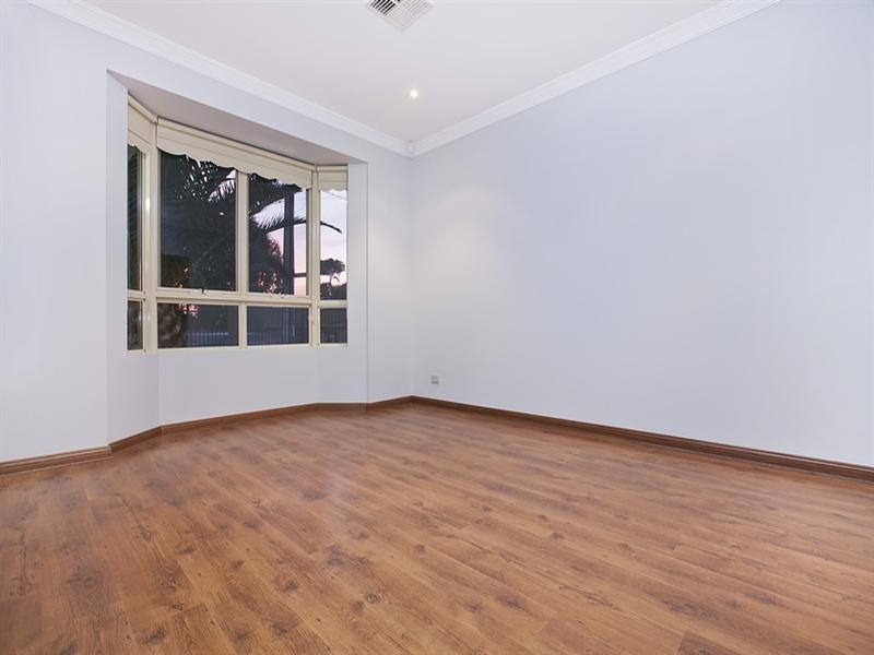 21a Tristania Terrace, Dernancourt SA 5075