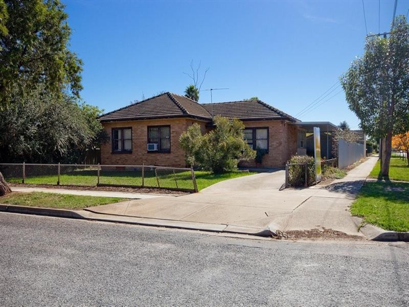 20 Murray Avenue, Clearview SA 5085