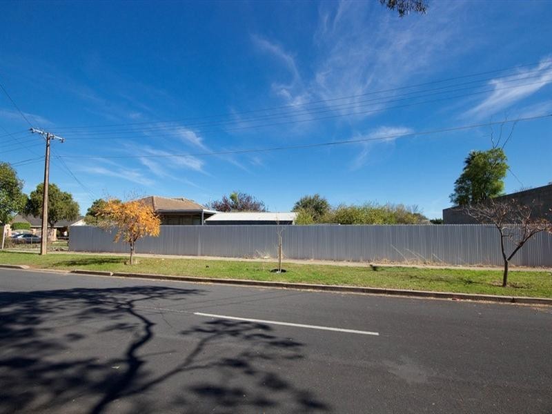20 Murray Avenue, Clearview SA 5085