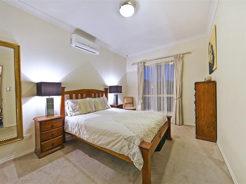 2 Leron Avenue, Enfield SA 5085