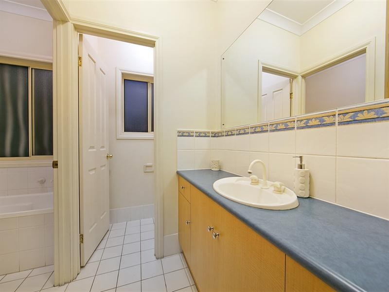 2 Leron Avenue, Enfield SA 5085