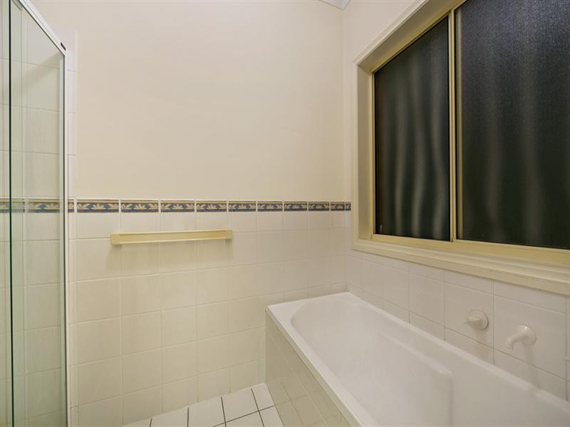 2 Leron Avenue, Enfield SA 5085