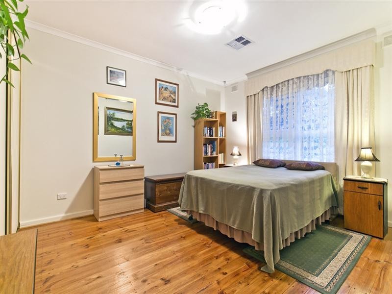 11 Geraldine Street, Valley View SA 5093