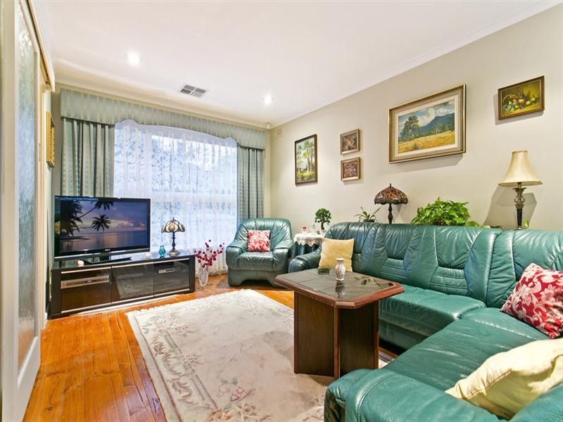 11 Geraldine Street, Valley View SA 5093