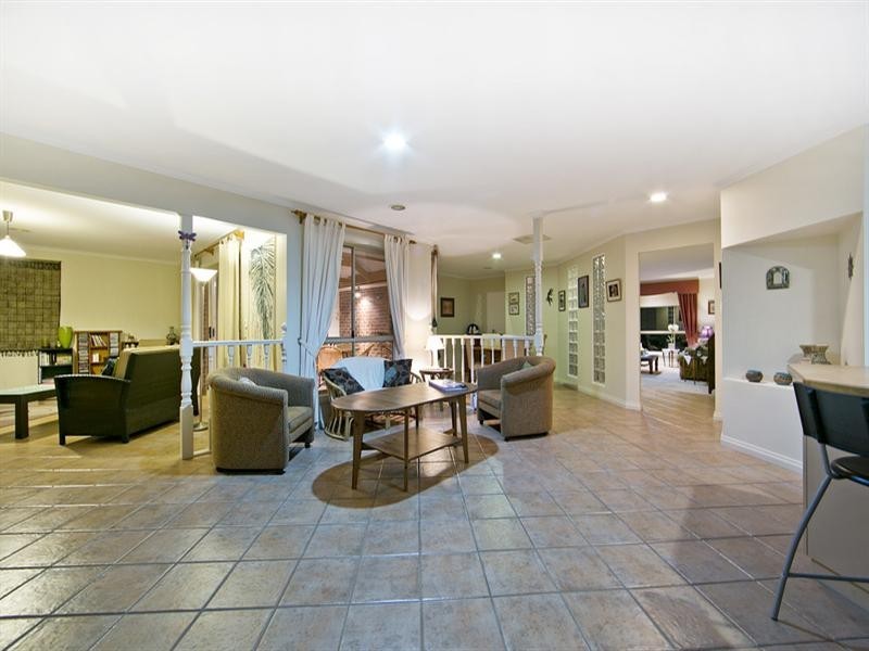 8 Saltram Parade, Oakden SA 5086