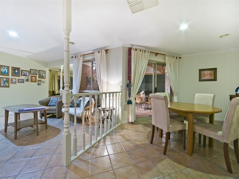 8 Saltram Parade, Oakden SA 5086