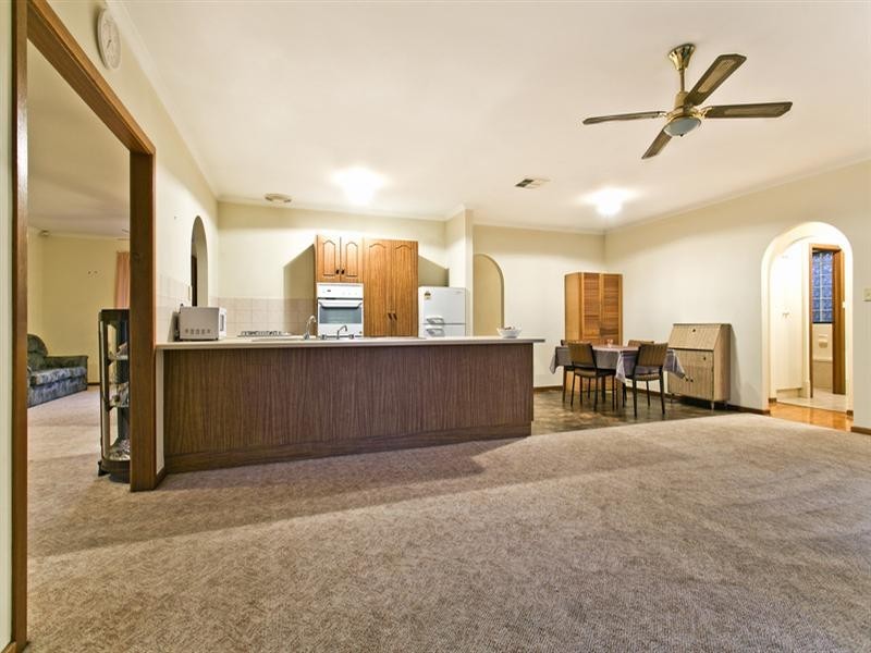 2 Ayredale Avenue, Clearview SA 5085