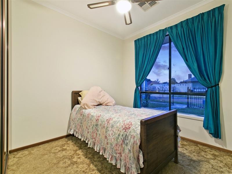 2 Ayredale Avenue, Clearview SA 5085