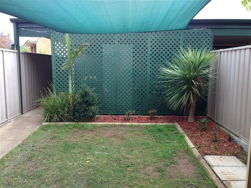 1/9-13 Mayfair Place, Wynn Vale SA 5127