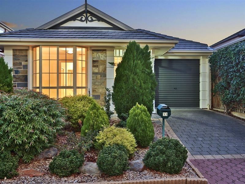 33 Victoria Drive, Oakden SA 5086