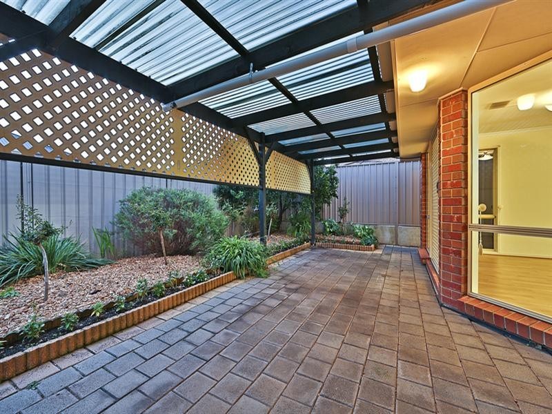 33 Victoria Drive, Oakden SA 5086