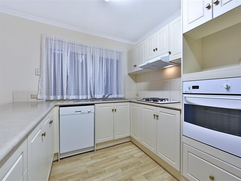 33 Victoria Drive, Oakden SA 5086