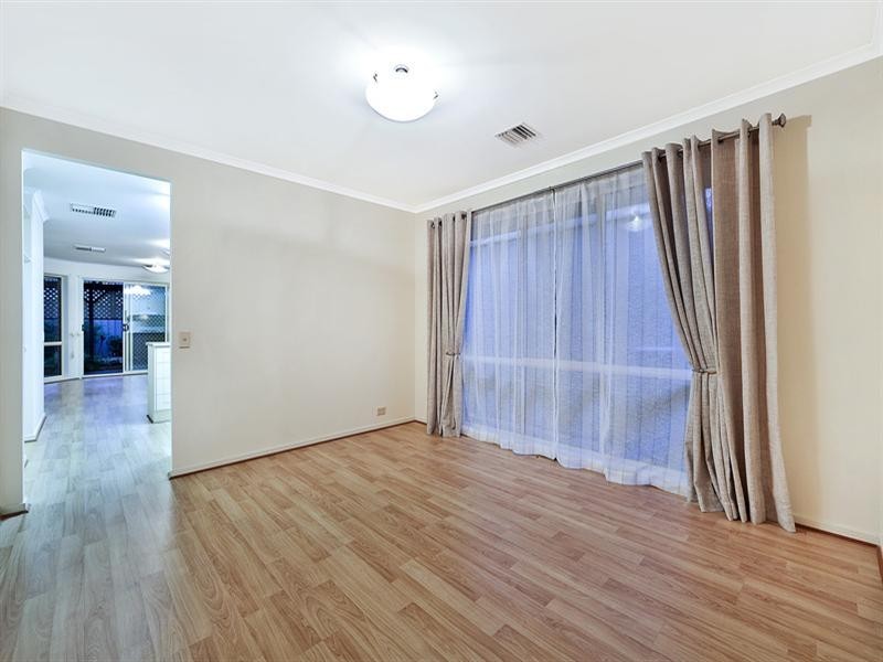 33 Victoria Drive, Oakden SA 5086