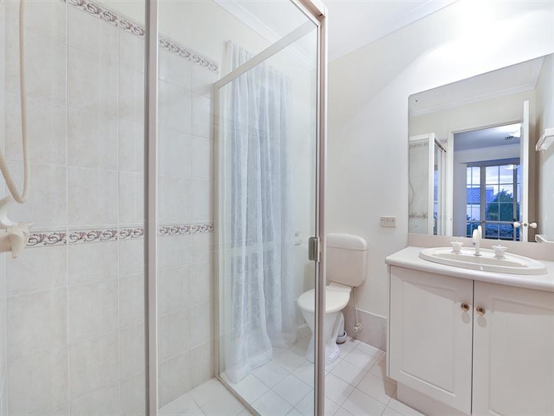 33 Victoria Drive, Oakden SA 5086