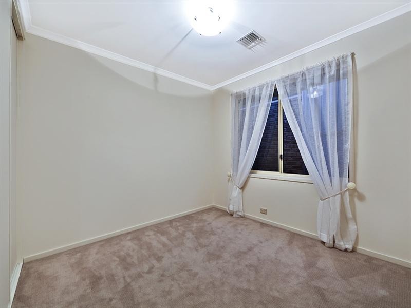 33 Victoria Drive, Oakden SA 5086