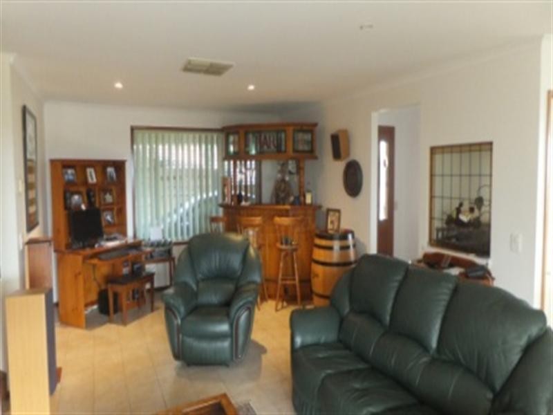 12 Alandry Court, Hillbank SA 5112