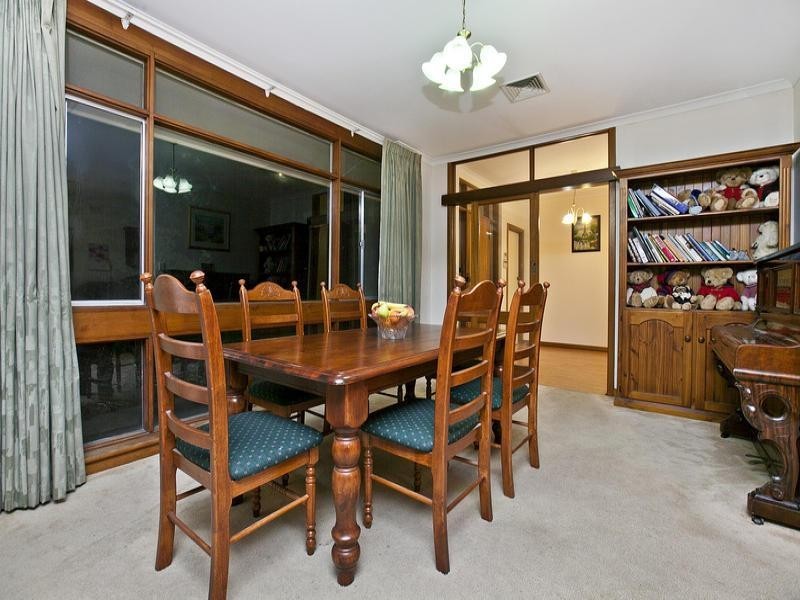 2 Waitara Road, Banksia Park SA 5091