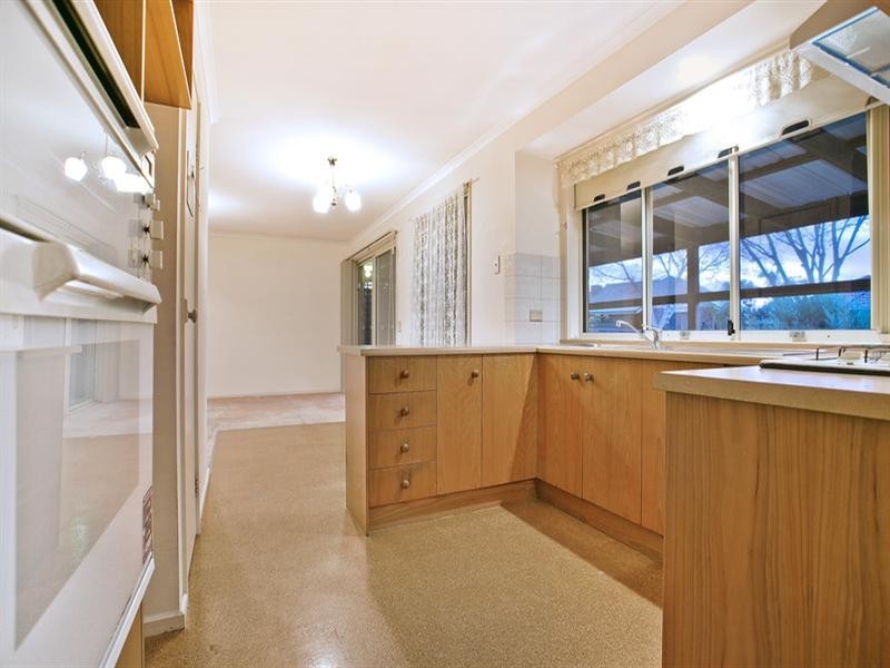 72 Kew Drive, Oakden SA 5086