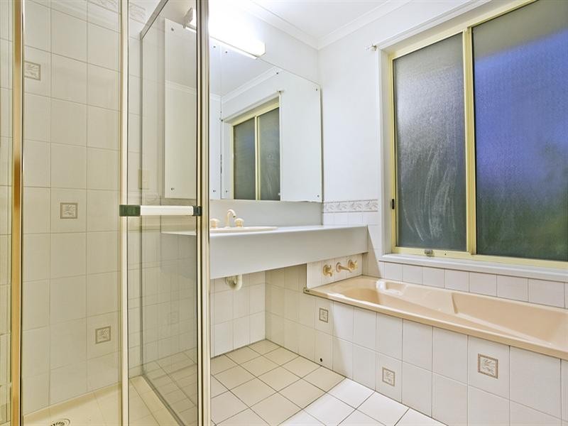 72 Kew Drive, Oakden SA 5086