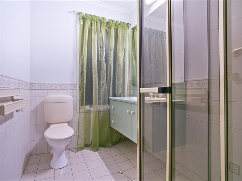 72 Kew Drive, Oakden SA 5086