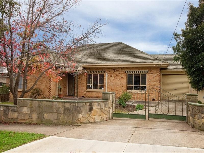 22 Selkirk Avenue, Clearview SA 5085