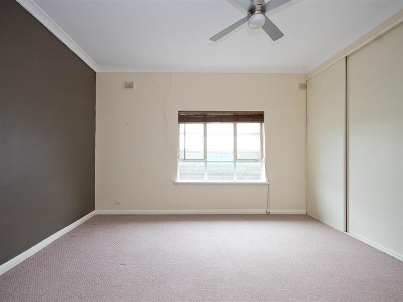 22 Selkirk Avenue, Clearview SA 5085