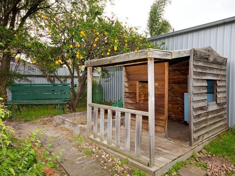 22 Selkirk Avenue, Clearview SA 5085