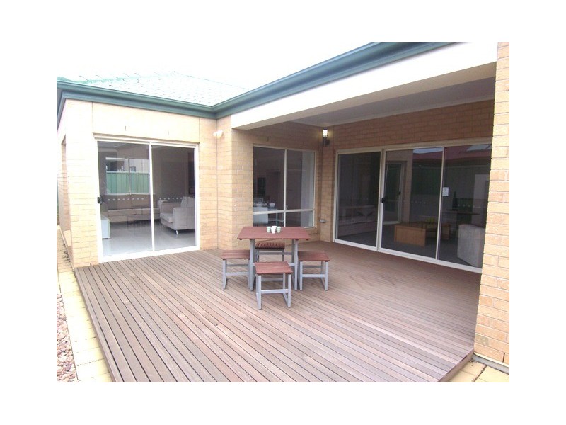 14 Dutton Avenue, Mawson Lakes SA 5095