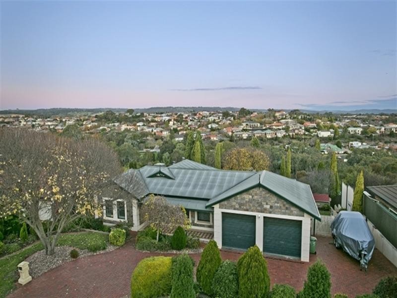 63 Thornton Drive, Greenwith SA 5125