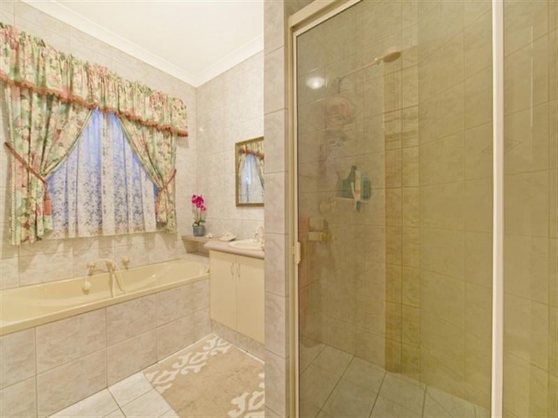 63 Thornton Drive, Greenwith SA 5125